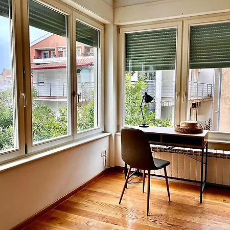 Sunny Apartment